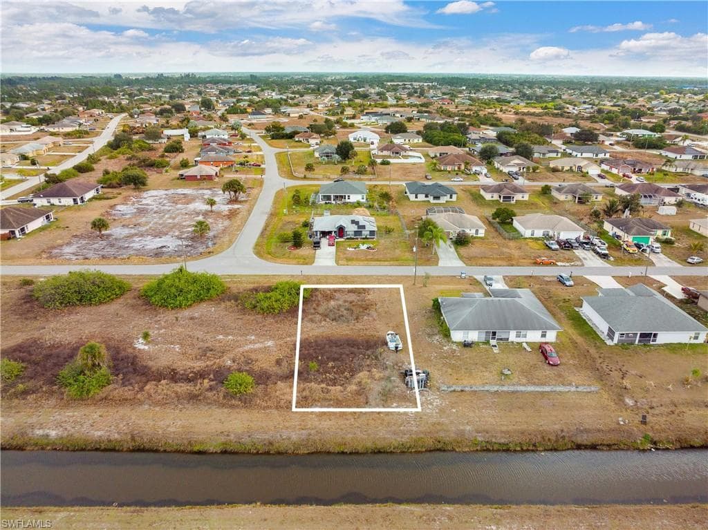 1021 Chaplin AVE LEHIGH ACRES, FL 33971