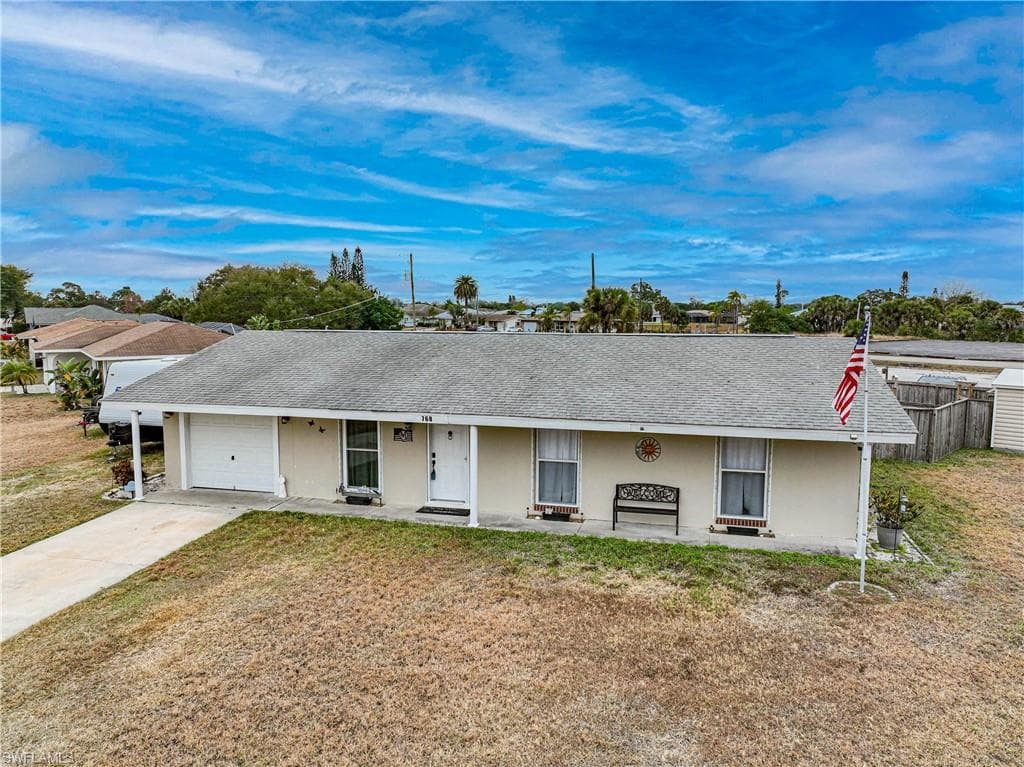 768 Hartford DR NW PORT CHARLOTTE, FL 33952