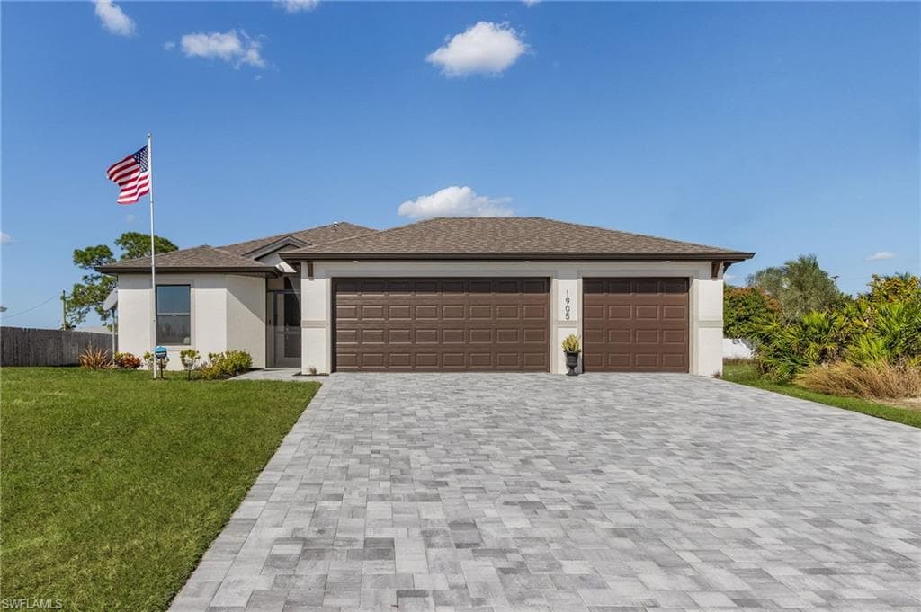 1905 NW 22nd TER CAPE CORAL, FL 33993