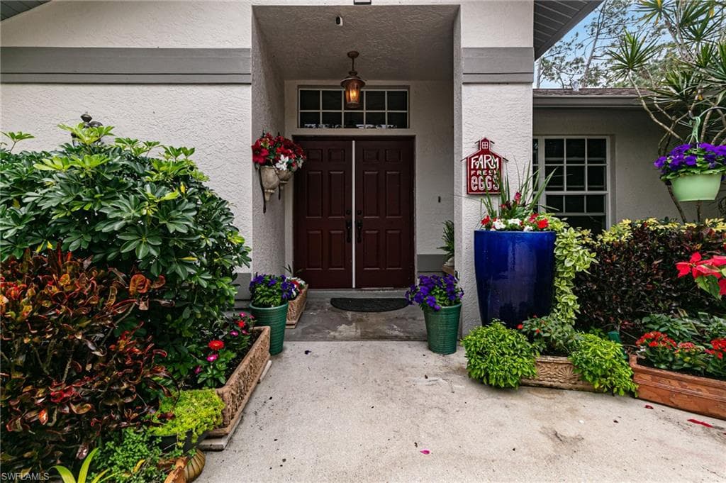 25043 Luci DR BONITA SPRINGS, FL 34135