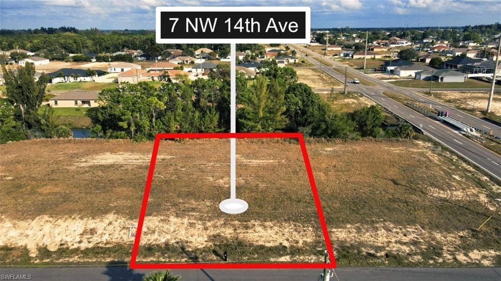 7 NW 14th AVE CAPE CORAL, FL 33993