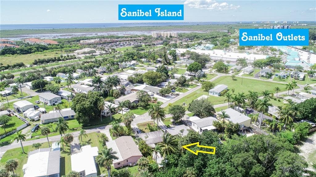 16881 Windcrest DR FORT MYERS, FL 33908