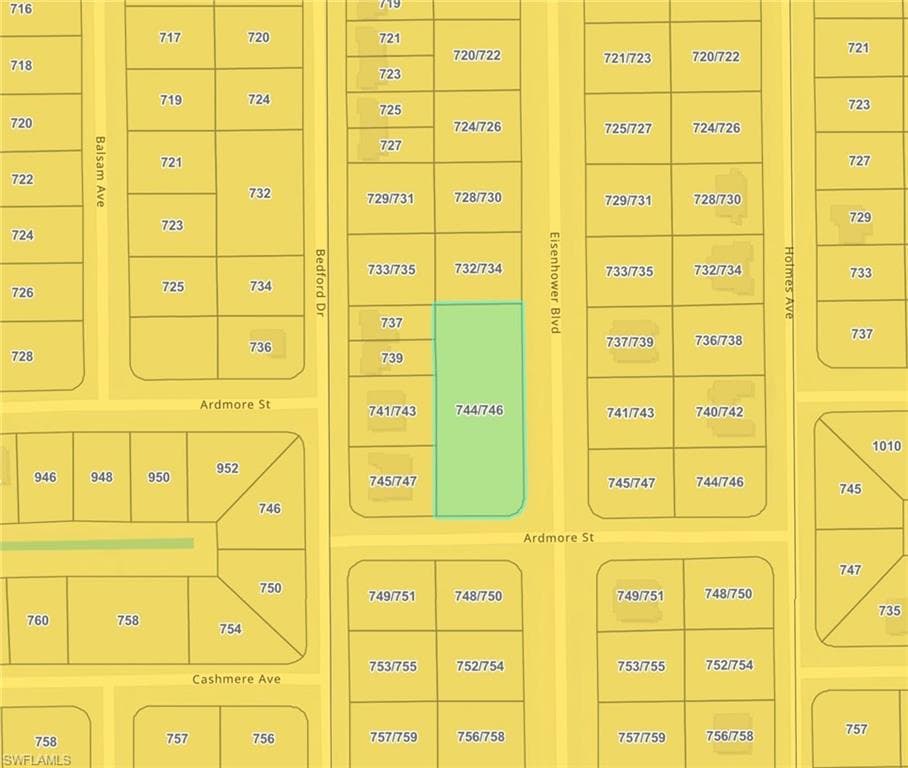 744/746 Eisenhower BLVD LEHIGH ACRES, FL 33974
