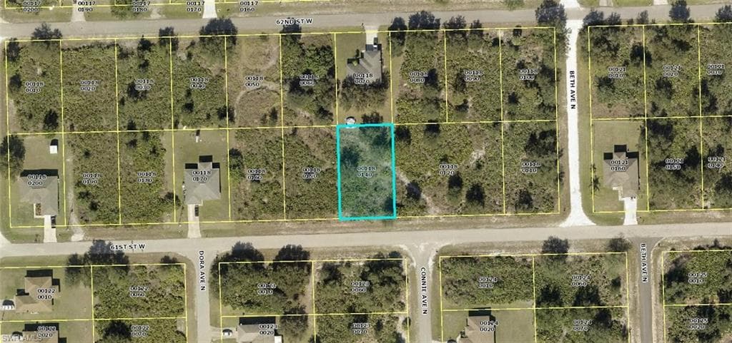 2608 61st ST W LEHIGH ACRES, FL 33971