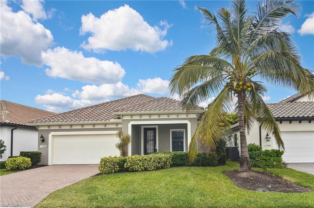 11560 Grey Egret CIR FORT MYERS, FL 33966