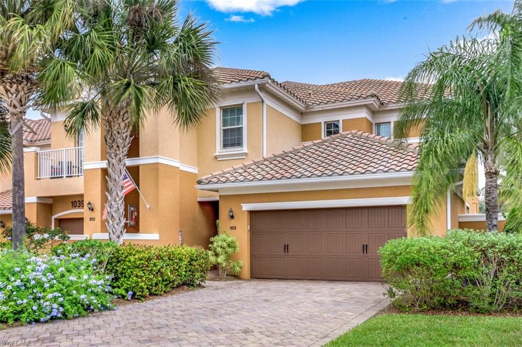 10390 Glastonbury CIR 102 FORT MYERS, FL 33913