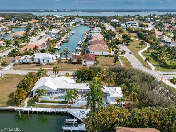 450 Sand Hill ST MARCO ISLAND, FL 34145