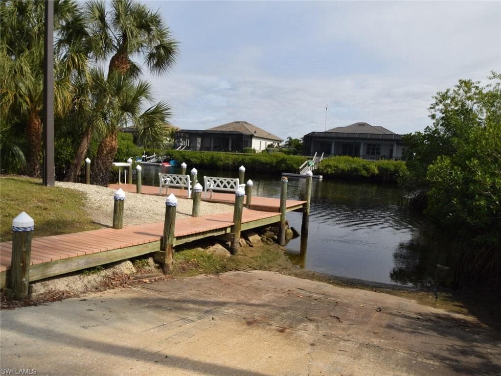 6104 Waterway Bay DR FORT MYERS, FL 33908