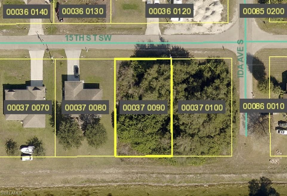 2903 15th ST SW LEHIGH ACRES, FL 33976