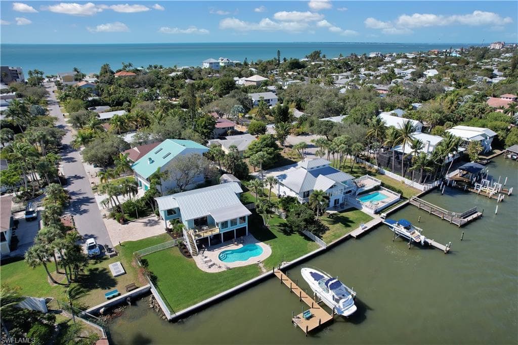 205 Bayview AVE FORT MYERS BEACH, FL 33931