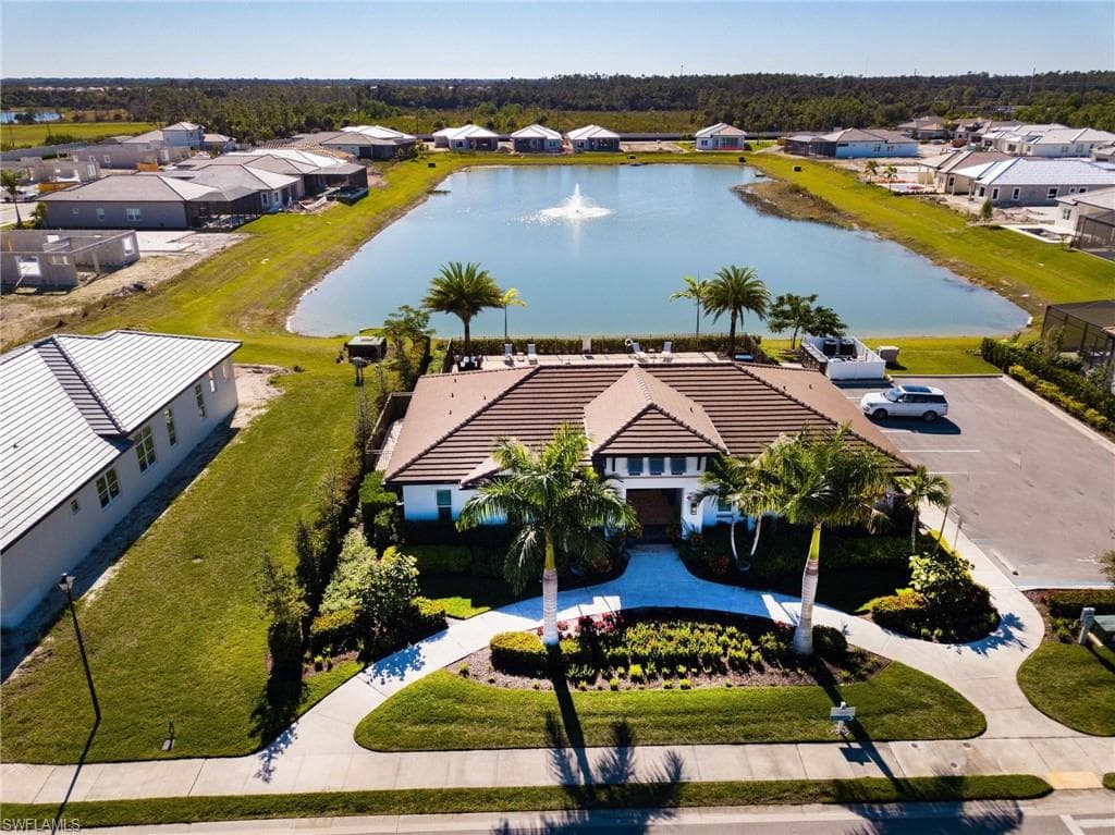 3608 Sapphire Cove Circle NAPLES, FL 34114