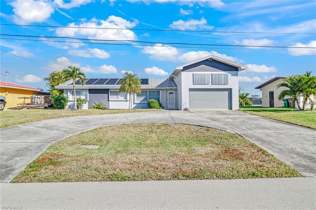 1421 SE 29th TER CAPE CORAL, FL 33904
