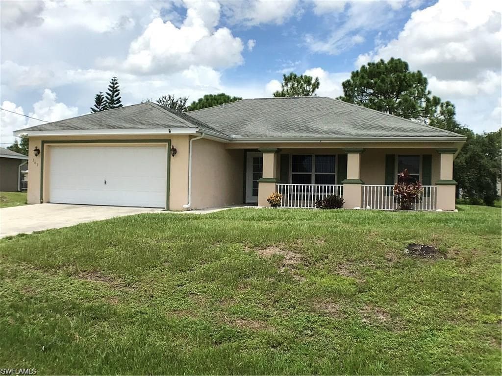 363 Clairidge CIR LEHIGH ACRES, FL 33974
