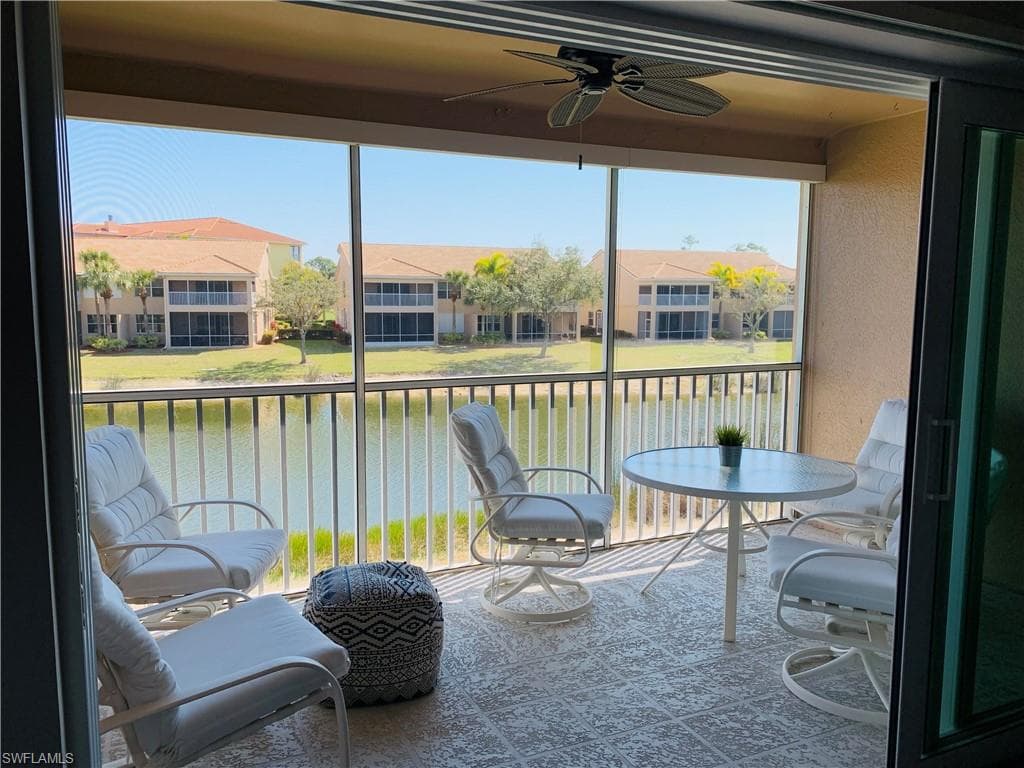 650 Saratoga CIR C-205 NAPLES, FL 34104