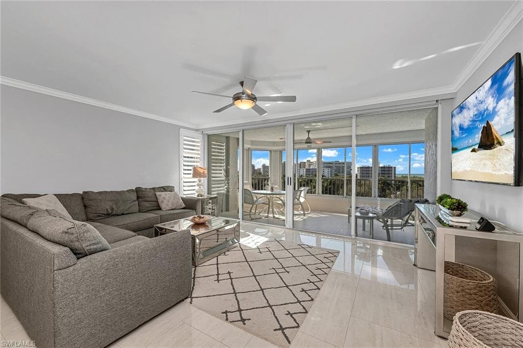 21 Bluebill AVE B-502 NAPLES, FL 34108