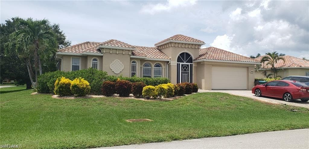4940 SW 19th PL CAPE CORAL, FL 33914