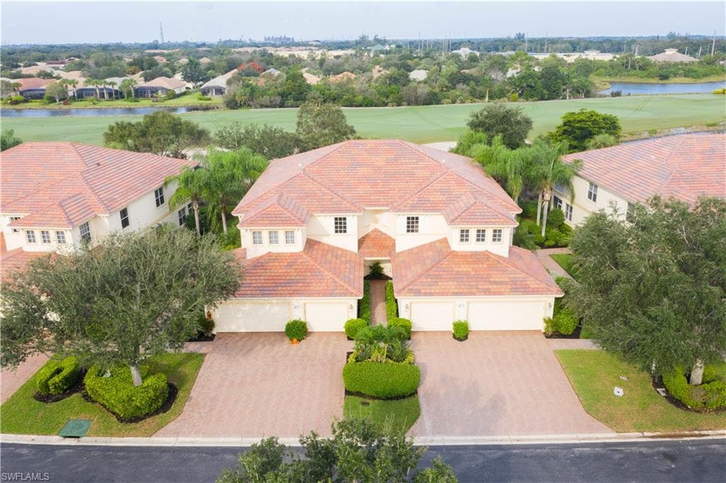 3081 Meandering WAY 101 FORT MYERS, FL 33905