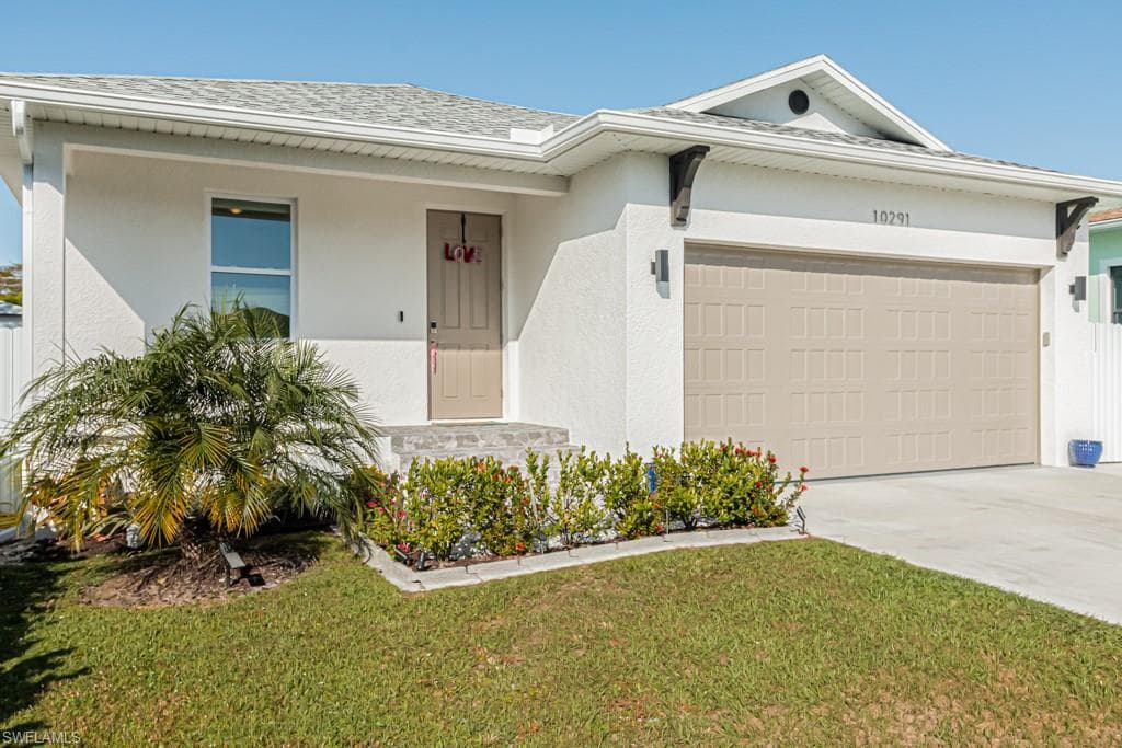 10291 Carolina ST BONITA SPRINGS, FL 34135