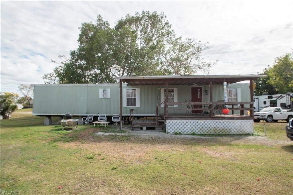 268 Mamie ST CHOKOLOSKEE, FL 34138
