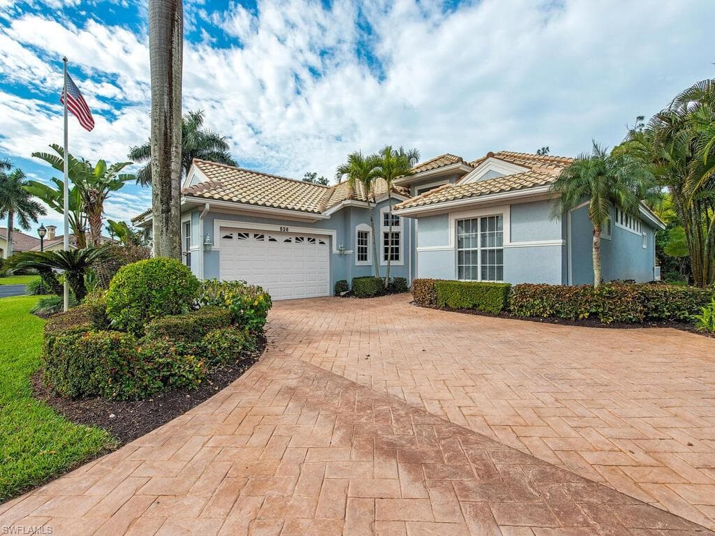 526 Eagle Creek DR NAPLES, FL 34113