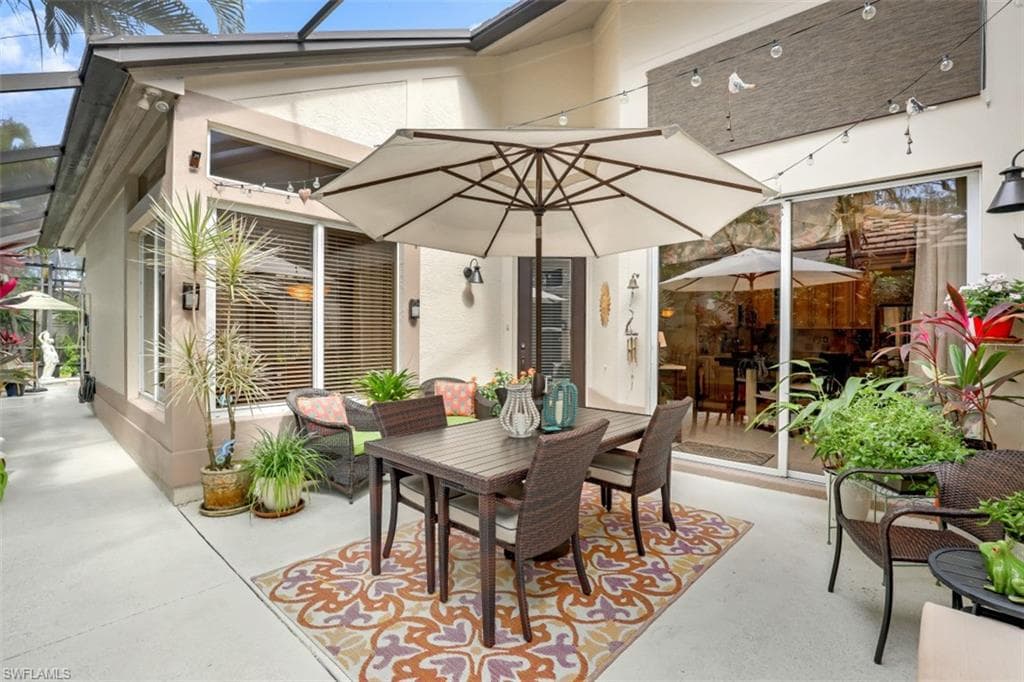 3640 Sawgrass CT BONITA SPRINGS, FL 34134