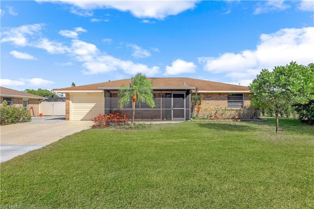 27671 Garrett ST BONITA SPRINGS, FL 34135