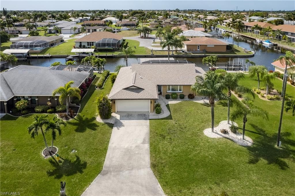 4906 Skyline BLVD CAPE CORAL, FL 33914