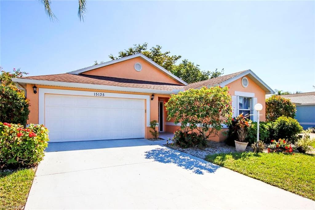 15135 Palm Isle DR FORT MYERS, FL 33919