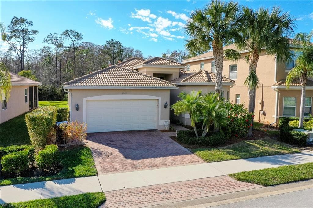 11124 Sparkleberry DR FORT MYERS, FL 33913