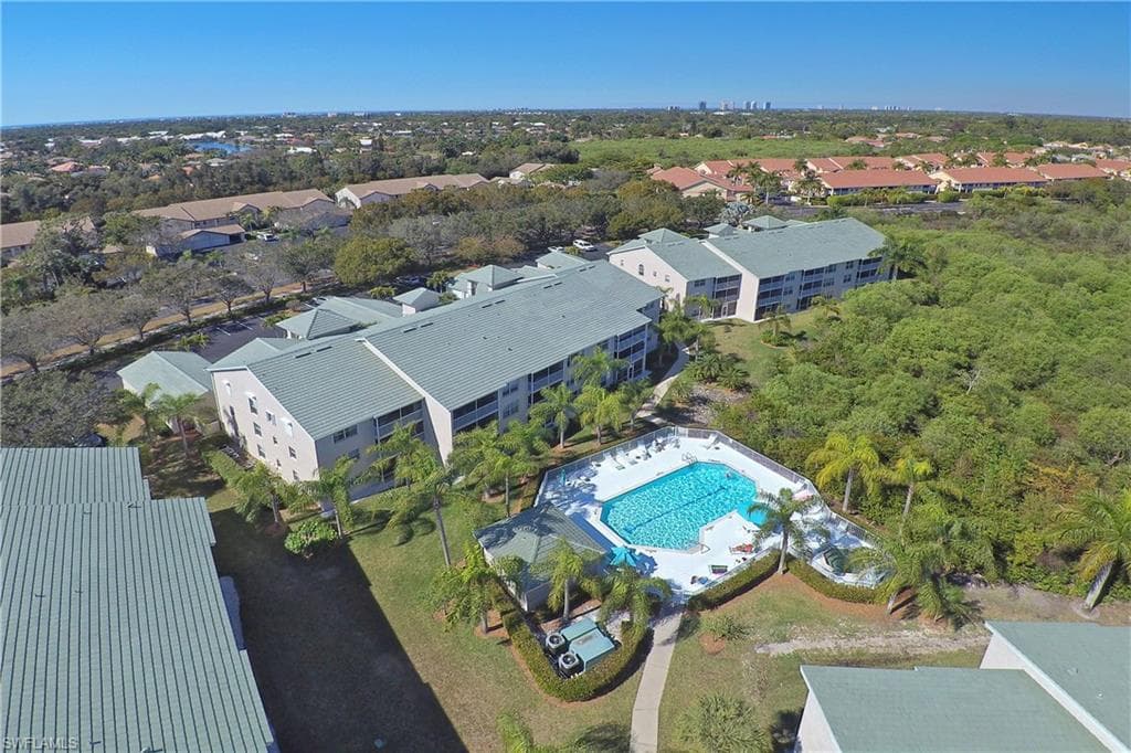 28871 Bermuda Lago CT 203 BONITA SPRINGS, FL 34134