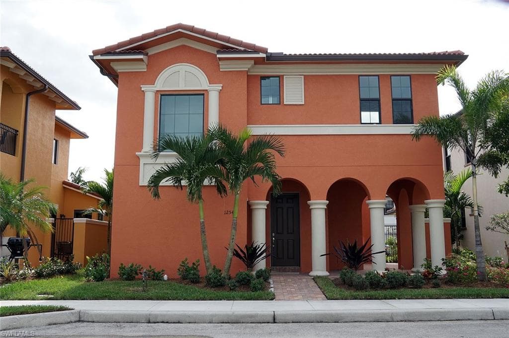 1254 Kendari TER NAPLES, FL 34113