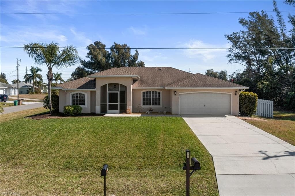 201 SW 25th AVE CAPE CORAL, FL 33991