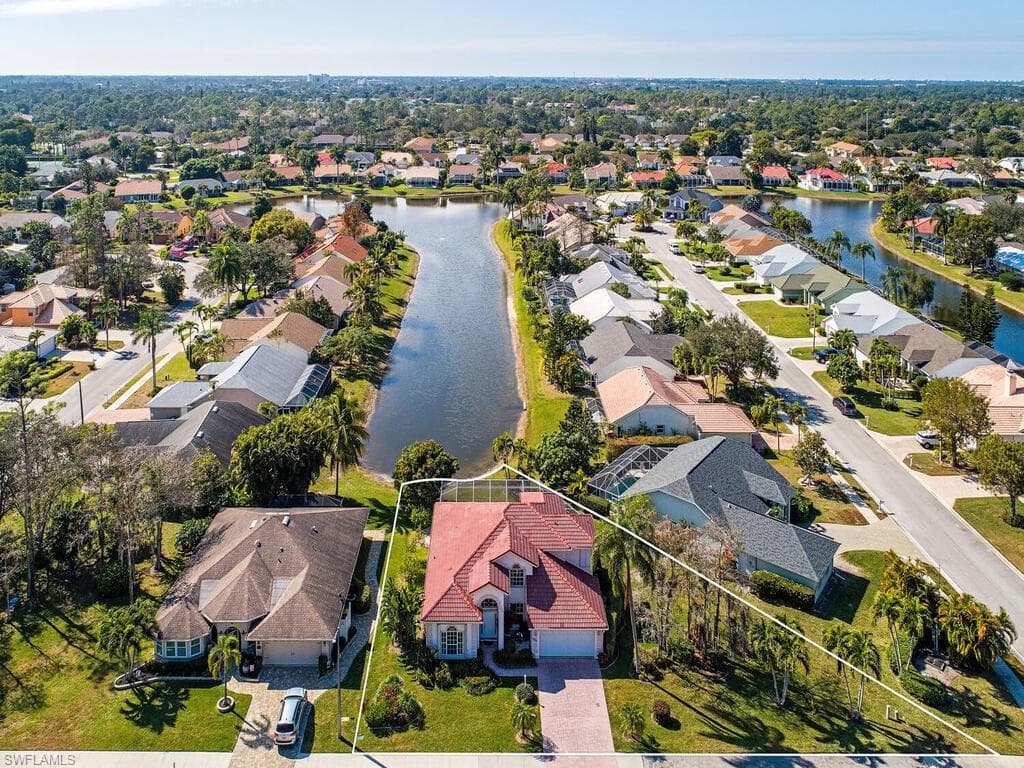 2089 Piccadilly Circus NAPLES, FL 34112