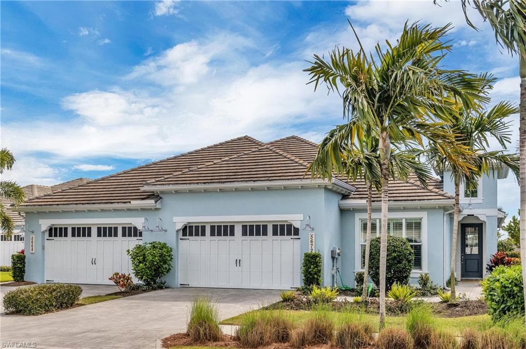 5672 Highbourne DR NAPLES, FL 34113