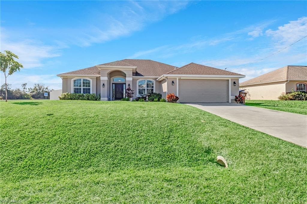 1128 NE 34th ST CAPE CORAL, FL 33909
