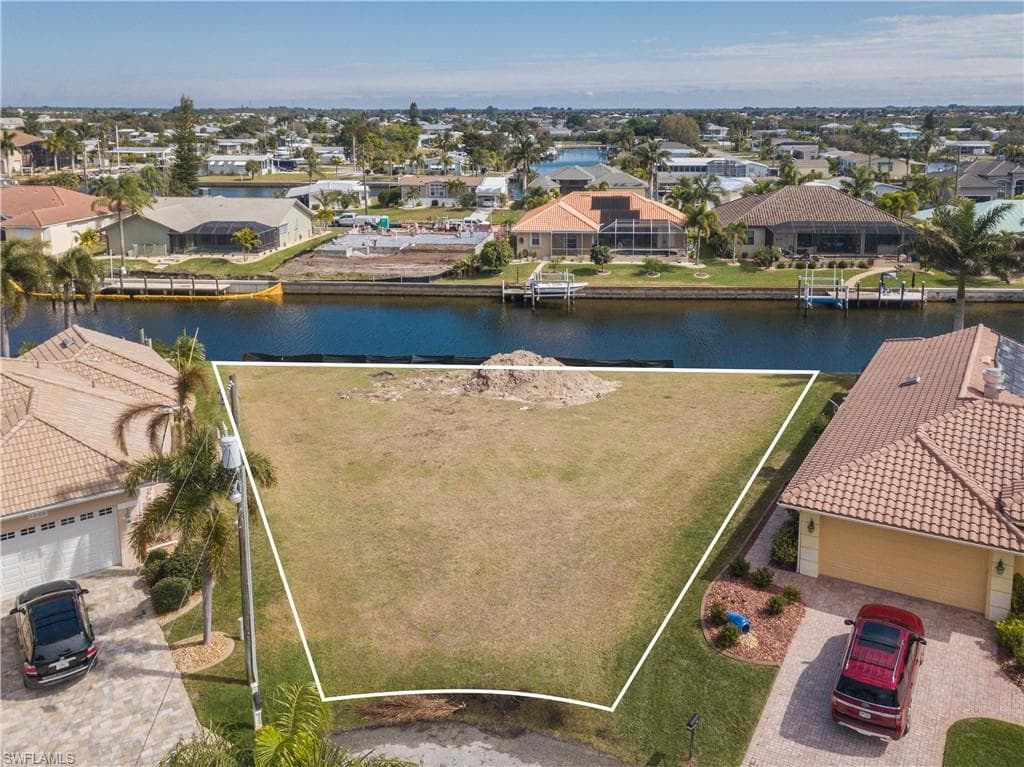 1200 Sea Breeze CT PUNTA GORDA, FL 33950