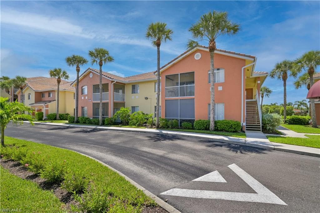 6380 Aragon WAY 102 FORT MYERS, FL 33966