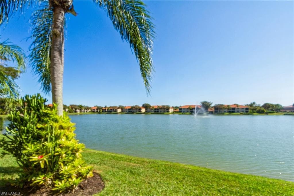 6512 Huntington Lakes CIR 103 NAPLES, FL 34119