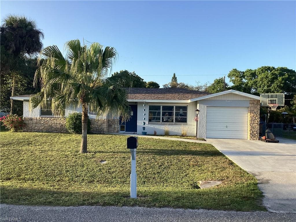 13450 2nd ST FORT MYERS, FL 33905