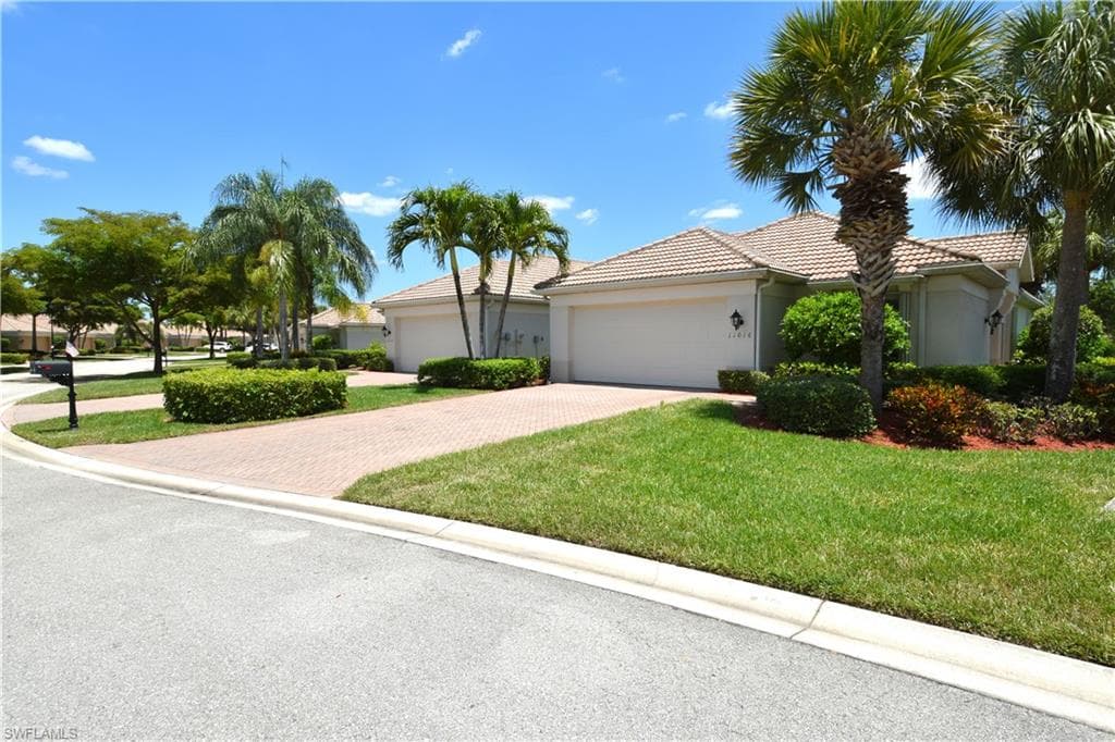 11012 Iron Horse WAY FORT MYERS, FL 33913
