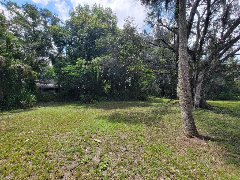 2714 Second ST FORT MYERS, FL 33916