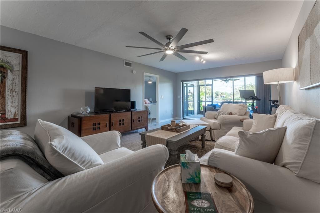 505 Lake Louise CIR 103 NAPLES, FL 34110