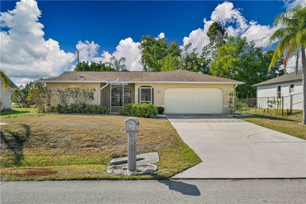 18420 Fuchsia RD FORT MYERS, FL 33967