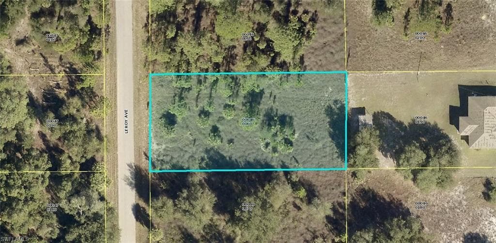 1912 Leroy AVE LEHIGH ACRES, FL 33972