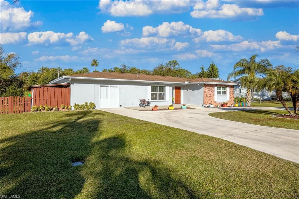 16921 Carolyn LN NORTH FORT MYERS, FL 33917