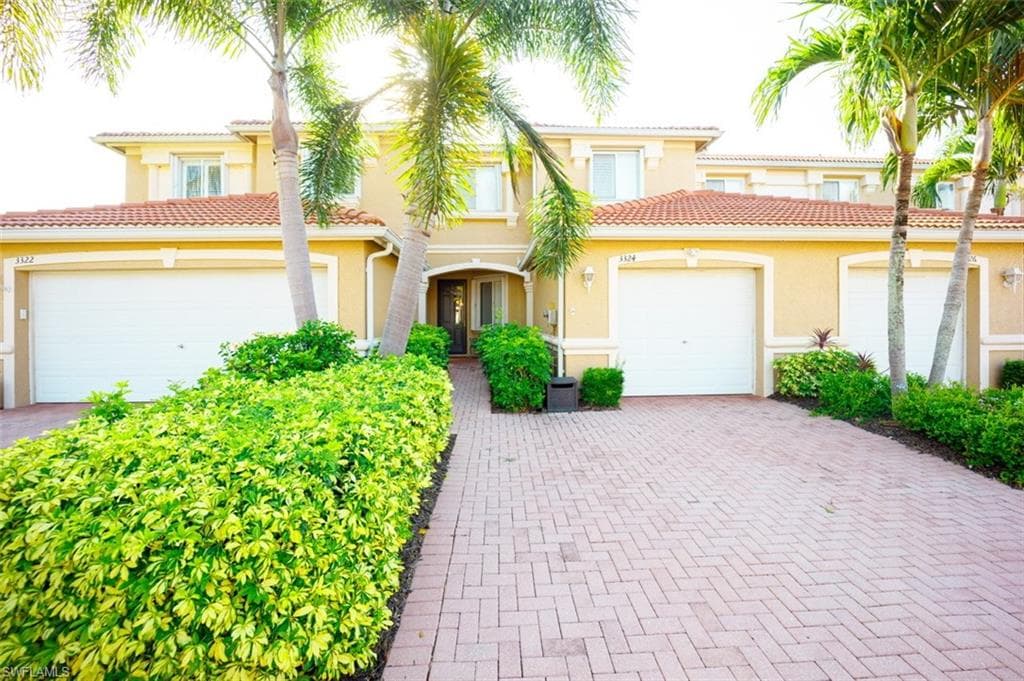 3324 Dandolo CIR CAPE CORAL, FL 33909