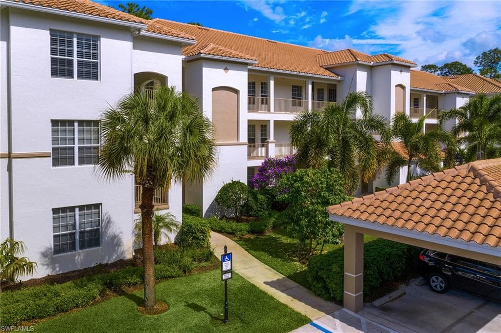 8217 Parkstone PL SW 1-102 NAPLES, FL 34120