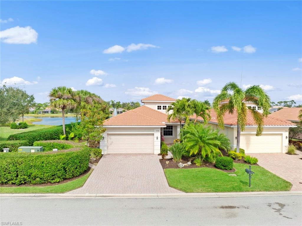 9398 La Bianco ST ESTERO, FL 33967