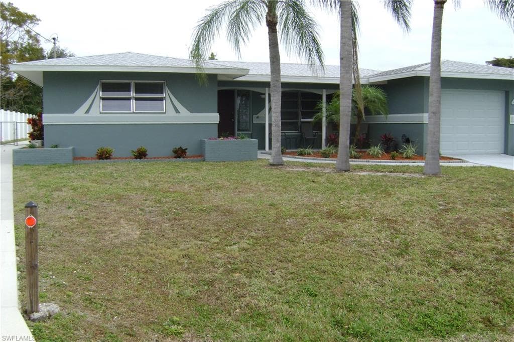4209 SE 8th PL CAPE CORAL, FL 33904
