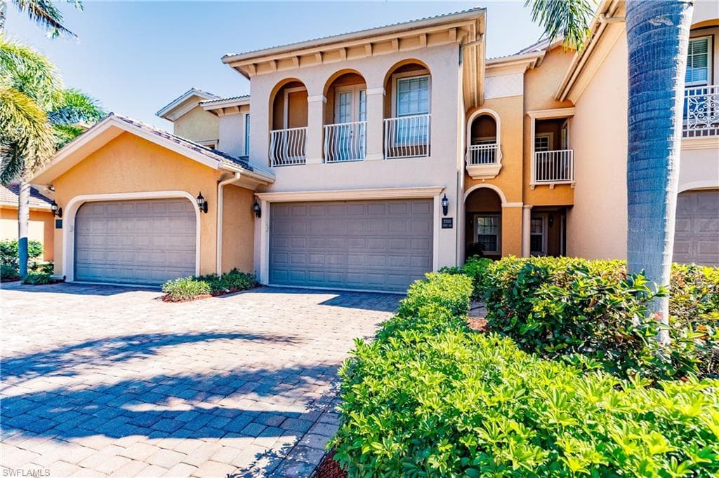 21535 Baccarat LN 101 ESTERO, FL 33928